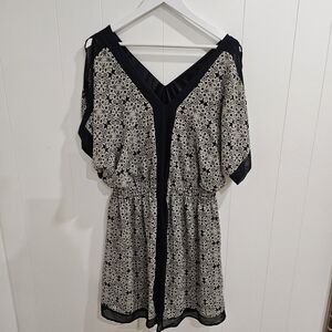 Plus Size 1X Black Ivory Baroque Print Dress Sheer Sleeve Lined